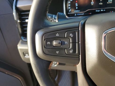 Used 2025 GMC Sierra 1500 AT4 w/ AT4 Premium Package AWD/4WD image 29