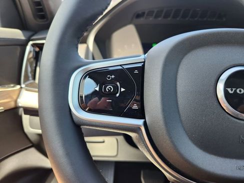 New 2025 Volvo XC90 B5 Core w/ Protection Package Premier image 16