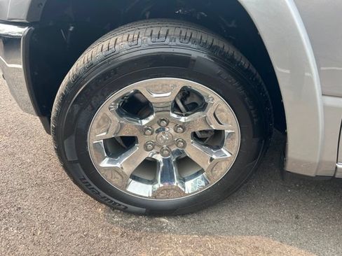 Used 2025 RAM 1500 Big Horn AWD/4WD image 39