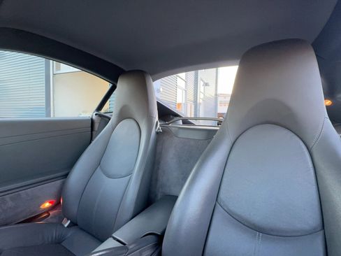 Used 2008 Porsche Cayman S Sport image 23