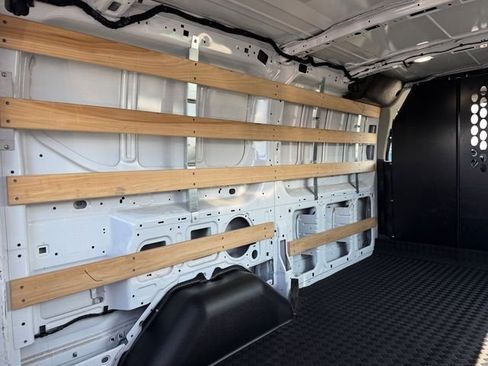 Used 2025 Ford Transit 250 Low Roof w/ Exterior Upgrade Package RWD image 10
