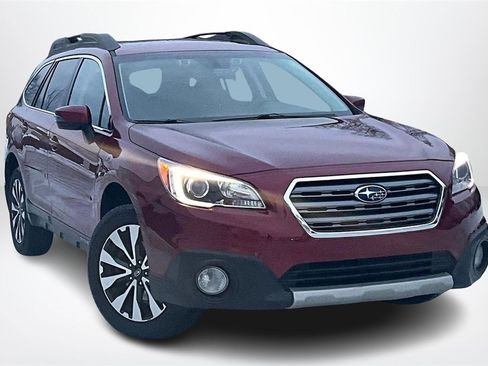 Used 2017 Subaru Outback 2.5i Limited image 3