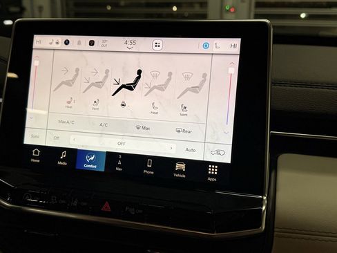 Certified 2024 Jeep Compass Limited w/ Elite Group image 30