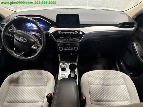 Used 2020 Ford Escape SE Sport image 6
