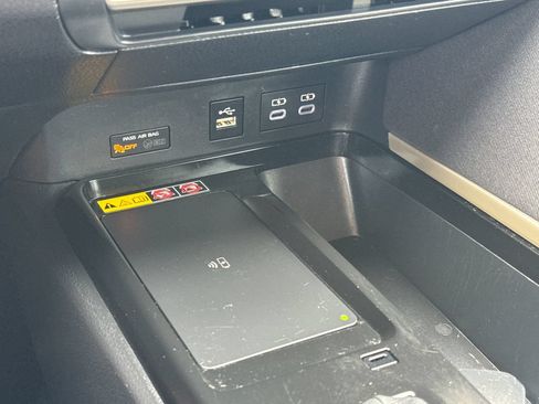 Used 2025 Toyota Camry LE FWD image 24