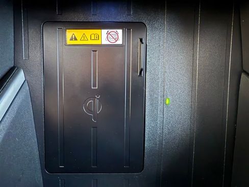 Used 2023 Toyota Tundra Platinum image 36