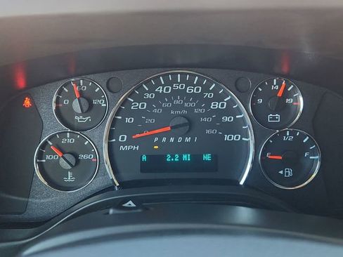 New 2025 Chevrolet Express 3500 w/ Driver Convenience Package RWD image 32