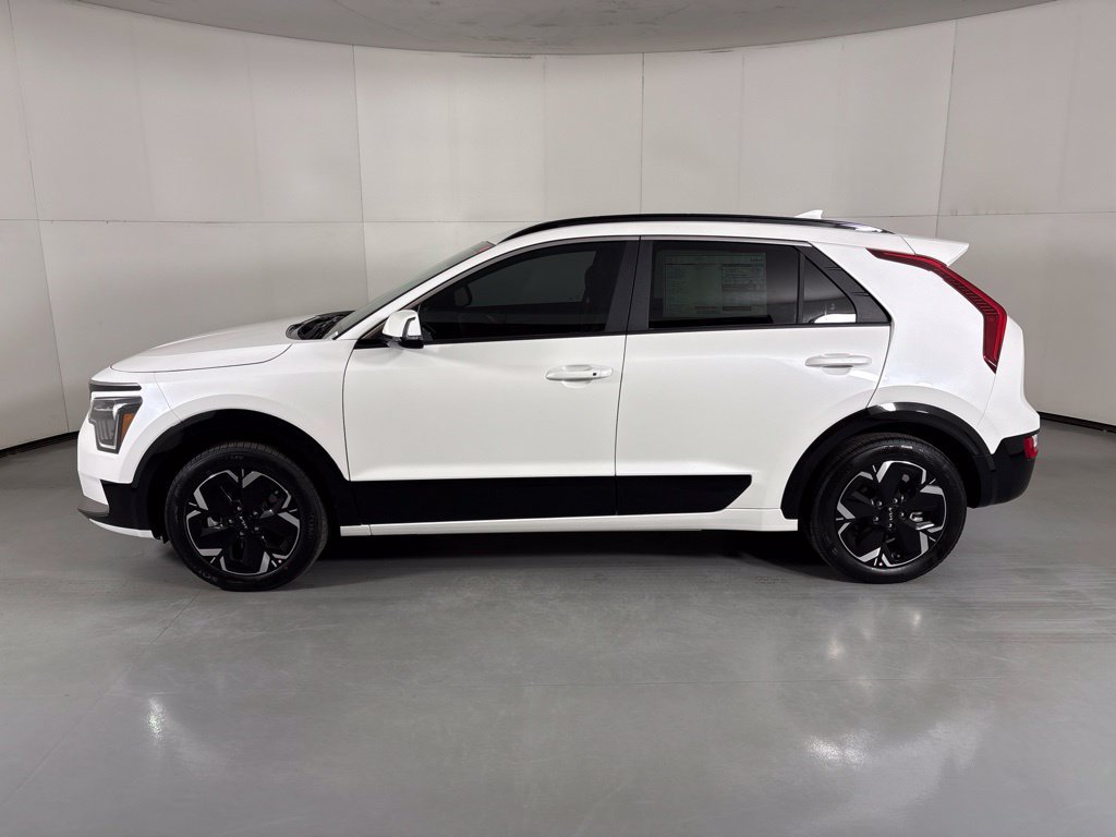 New 2026 Kia Niro Wind FWD image 5