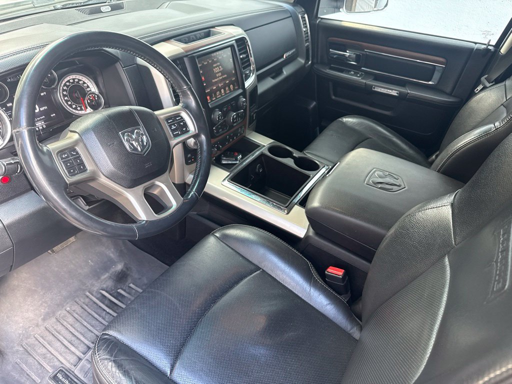 Used 2015 RAM 1500 Laramie w/ Convenience Group AWD/4WD image 3