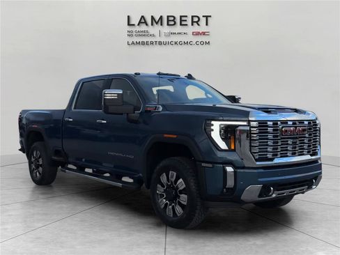 New 2026 GMC Sierra 2500 Denali w/ Denali Reserve Package image 7