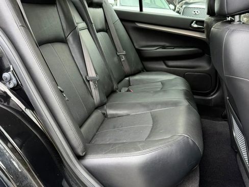 Used 2011 INFINITI G25 RWD image 18