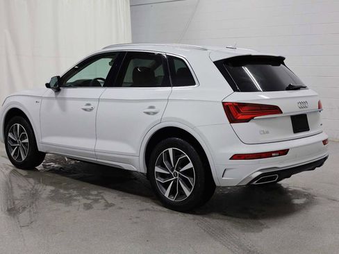 Used 2024 Audi Q5 2.0T Premium image 2