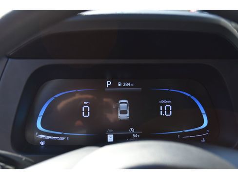 Used 2025 Hyundai Elantra SE image 21