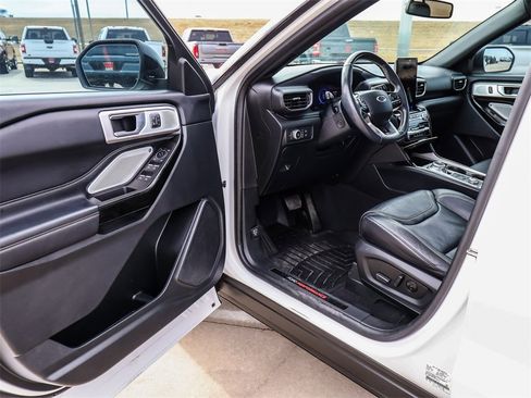 Used 2021 Ford Explorer ST w/ Equipment Group 401A image 33