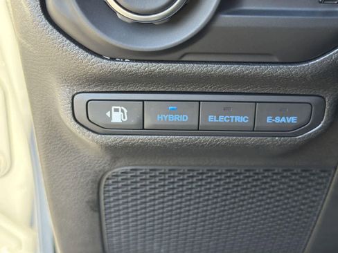 Used 2023 Jeep Wrangler Unlimited Rubicon 4xe image 21