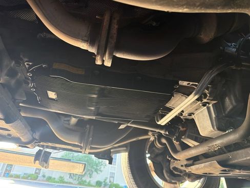 Used 2021 RAM 1500 Laramie AWD/4WD image 16