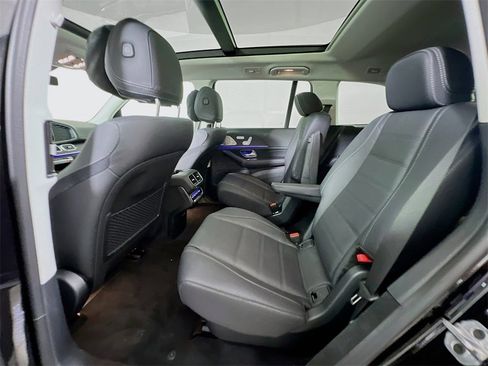 New 2025 Mercedes-Benz GLS 450 4MATIC image 24