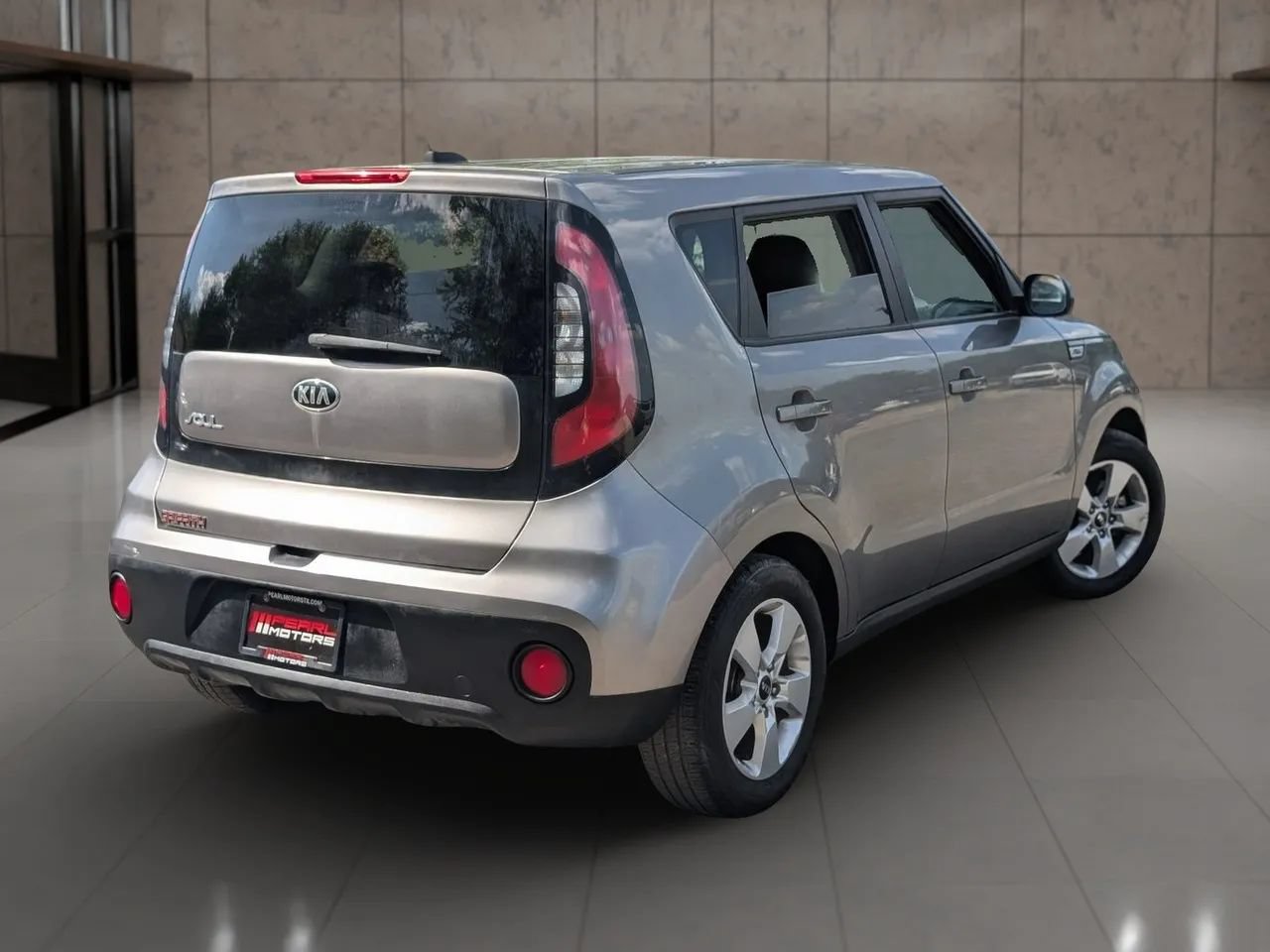 Used 2017 Kia Soul FWD image 6