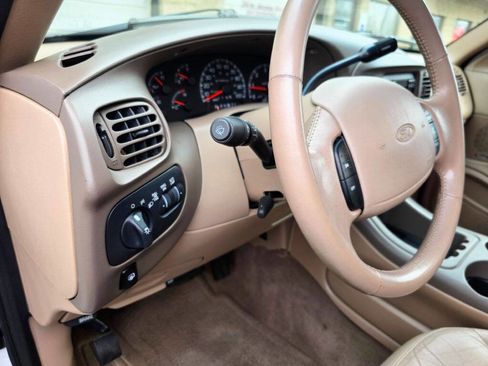 Used 1998 Ford Expedition 4WD image 10