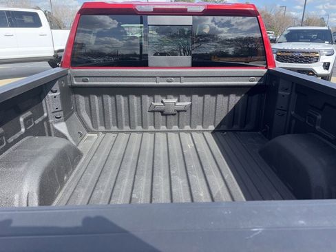 Used 2024 Chevrolet Silverado 1500 LTZ image 9