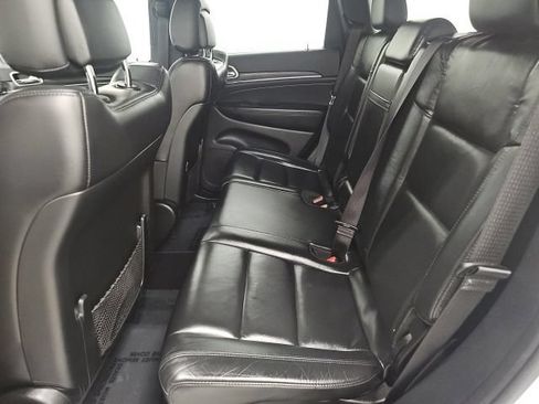 Used 2019 Jeep Grand Cherokee Limited AWD/4WD image 29
