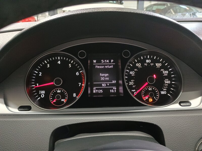 Used 2014 Volkswagen CC Sport FWD image 21