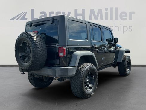 Used 2013 Jeep Wrangler Unlimited Sport w/ Max Tow Pkg image 5