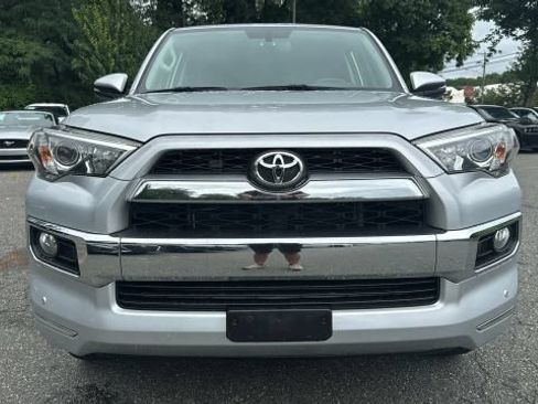 Used 2018 Toyota 4Runner Limited AWD/4WD image 9