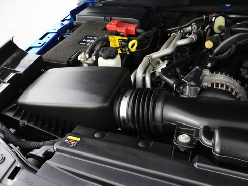 Used 2022 Jeep Wrangler Unlimited Sahara w/ LED Lighting Group AWD/4WD image 17