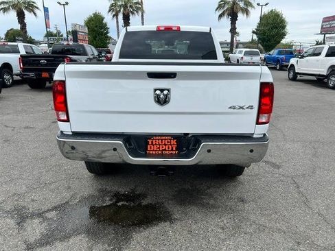 Used 2017 RAM 3500 Tradesman w/ Chrome Appearance Group AWD/4WD image 9