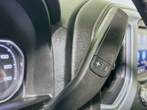 Used 2022 GMC Sierra 1500 SLT w/ SLT Premium Package image 17