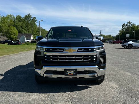 Used 2022 Chevrolet Silverado 1500 LTZ w/ LTZ Premium Package AWD/4WD image 8