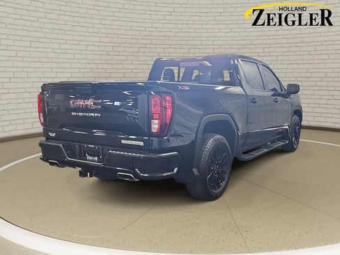 Used 2024 GMC Sierra 1500 Elevation w/ Elevation Premium Package AWD/4WD image 5