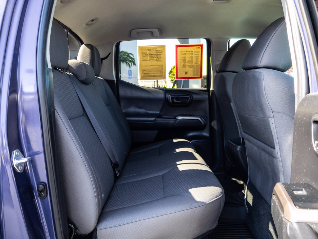 Used 2022 Toyota Tacoma SR5 RWD image 20