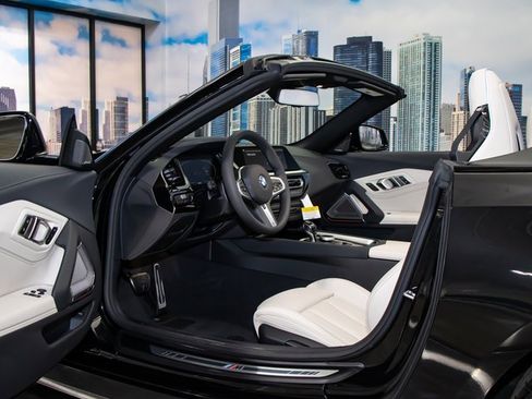 New 2026 BMW Z4 sDrive30i w/ Premium Package image 15