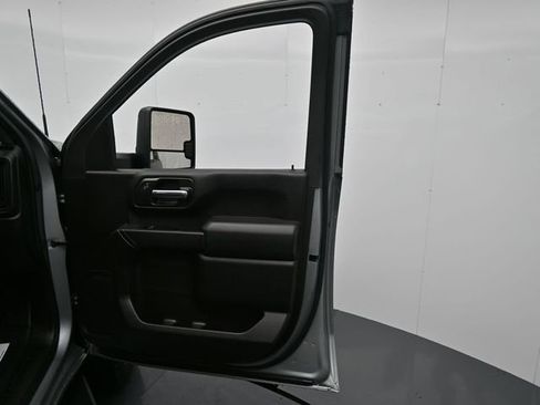 Used 2024 Chevrolet Silverado 2500 Custom w/ Z71 Off-Road Package image 24