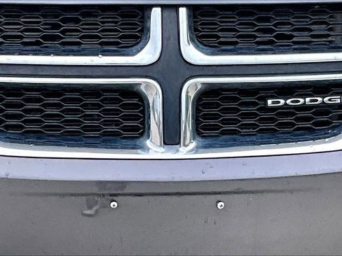 Used 2019 Dodge Grand Caravan SXT FWD image 12