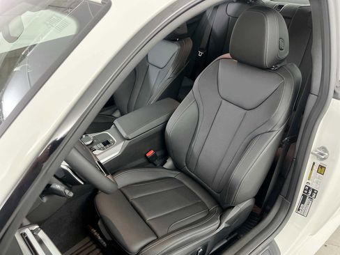 Used 2025 BMW 230i xDrive Coupe w/ Premium Package image 13