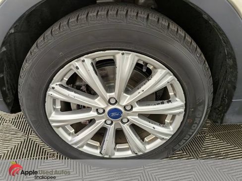 Used 2017 Ford Escape Titanium AWD/4WD image 48