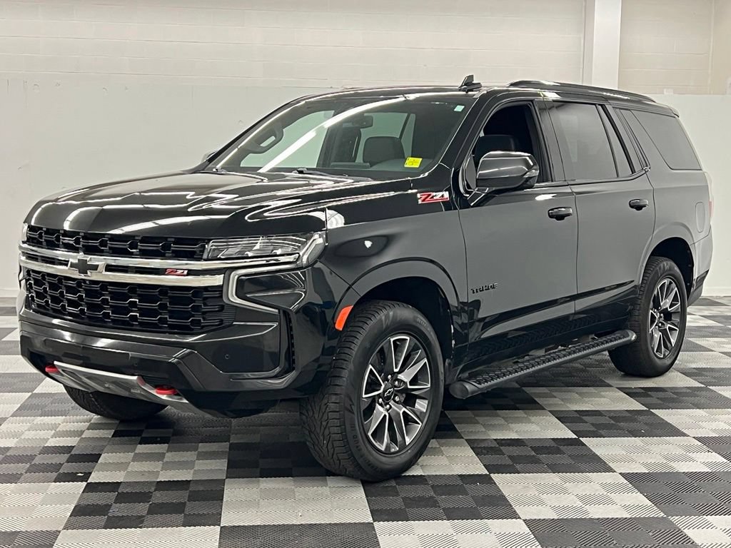Used 2022 Chevrolet Tahoe Z71 w/ Luxury Package AWD/4WD image 3