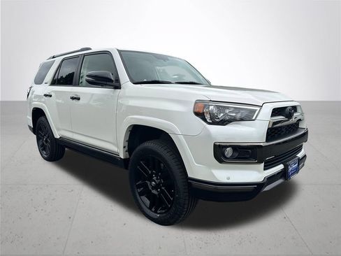 Used 2019 Toyota 4Runner Limited AWD/4WD image 5