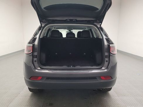 Used 2019 Jeep Compass Altitude image 29