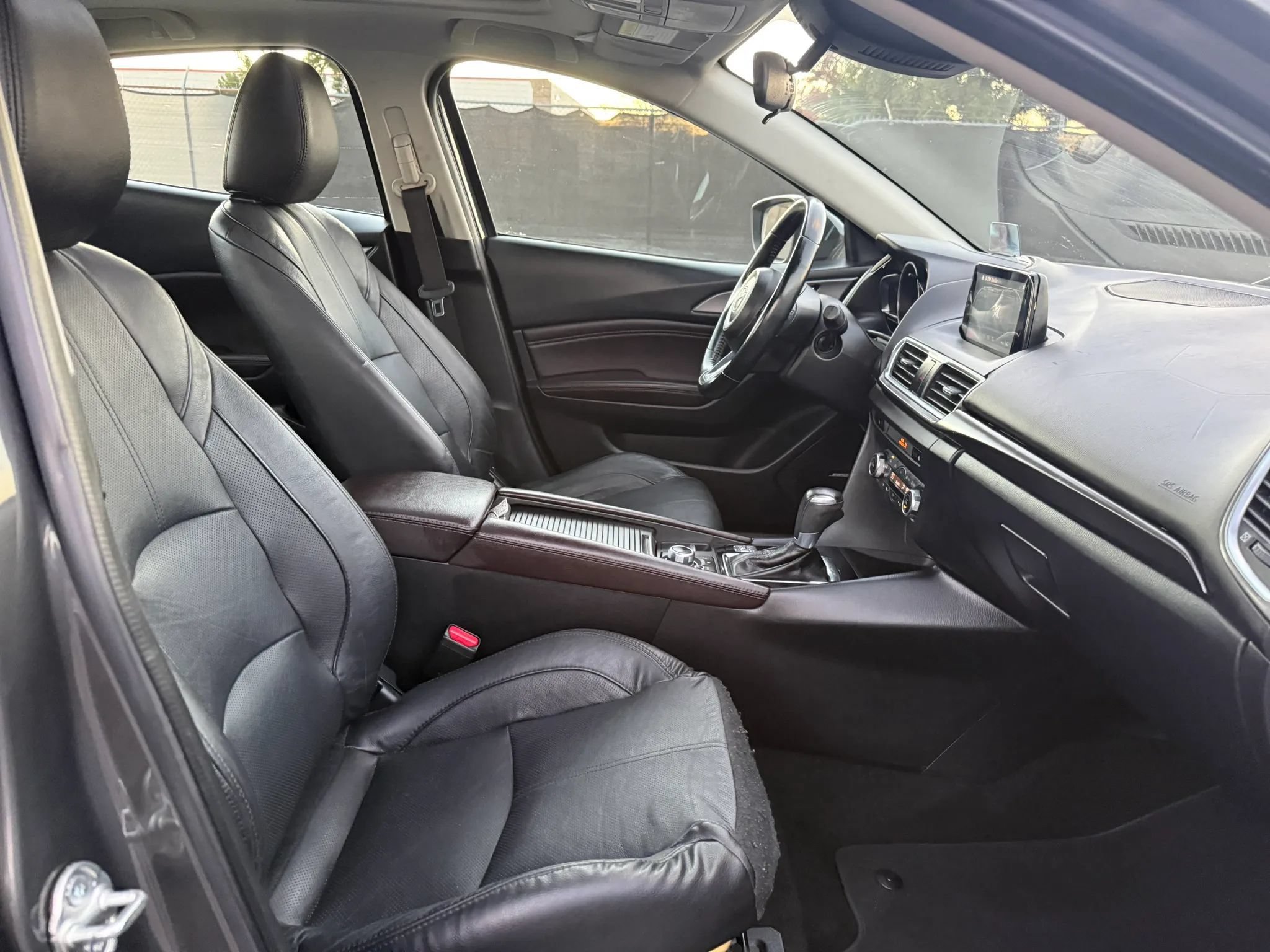 Used 2018 MAZDA MAZDA3 Grand Touring FWD image 18