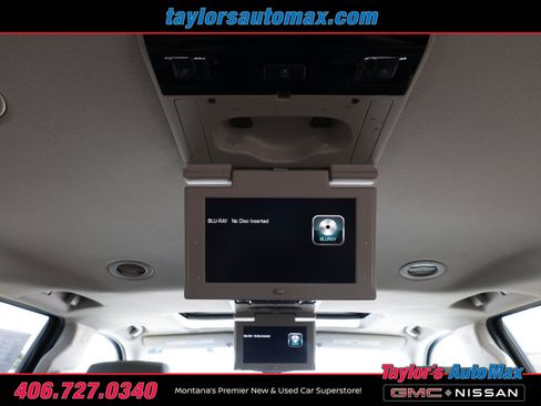 Used 2017 Chevrolet Suburban Premier AWD/4WD image 37