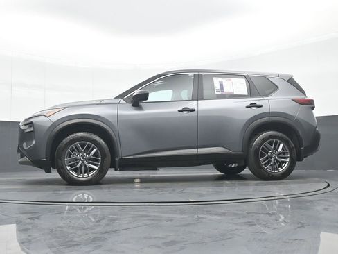 Used 2023 Nissan Rogue S image 27