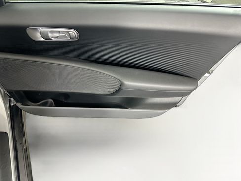 Used 2024 Hyundai Ioniq 6 SE RWD image 31