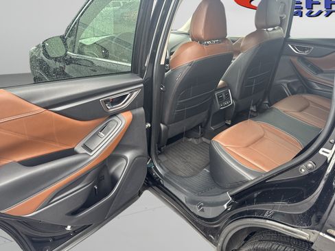 Used 2022 Subaru Forester Touring AWD/4WD image 17