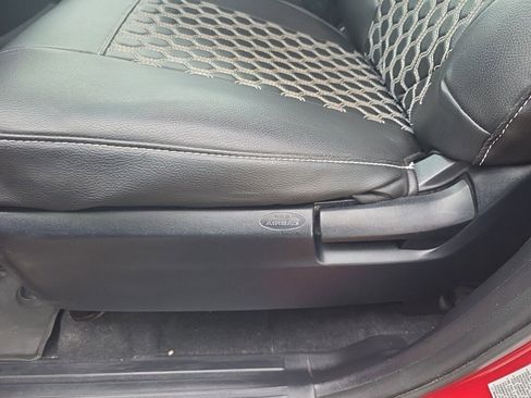 Used 2017 Toyota Tundra SR5 image 17