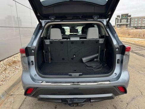 Used 2021 Toyota Highlander Limited image 43
