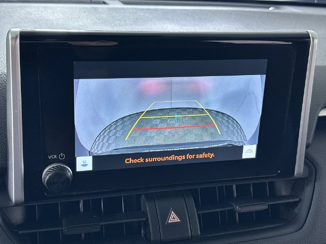 Used 2024 Toyota RAV4 LE AWD/4WD image 15
